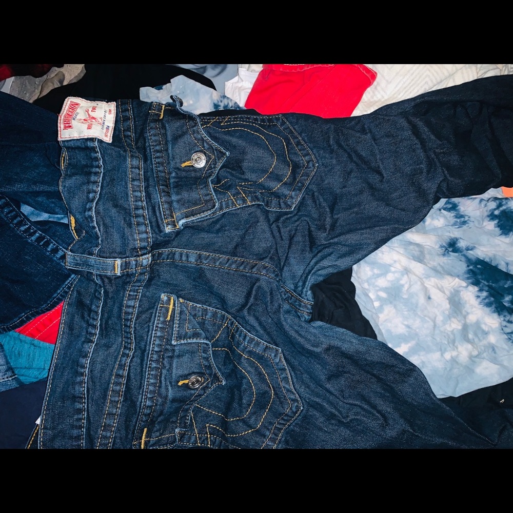 TRUE RELIGION JEANS